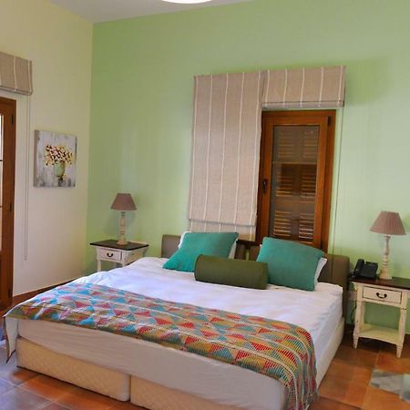 Bed and Breakfast Byout Ghalboun Byblos Exterior foto