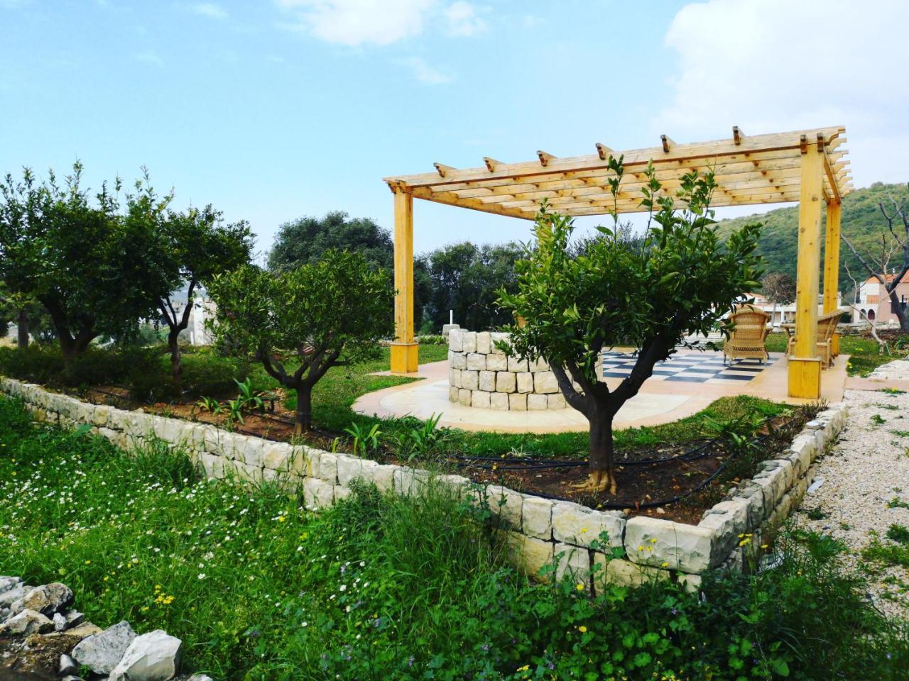 Bed and Breakfast Byout Ghalboun Byblos Exterior foto