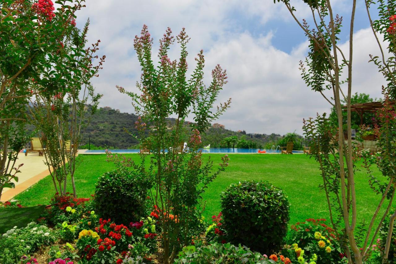 Bed and Breakfast Byout Ghalboun Byblos Exterior foto