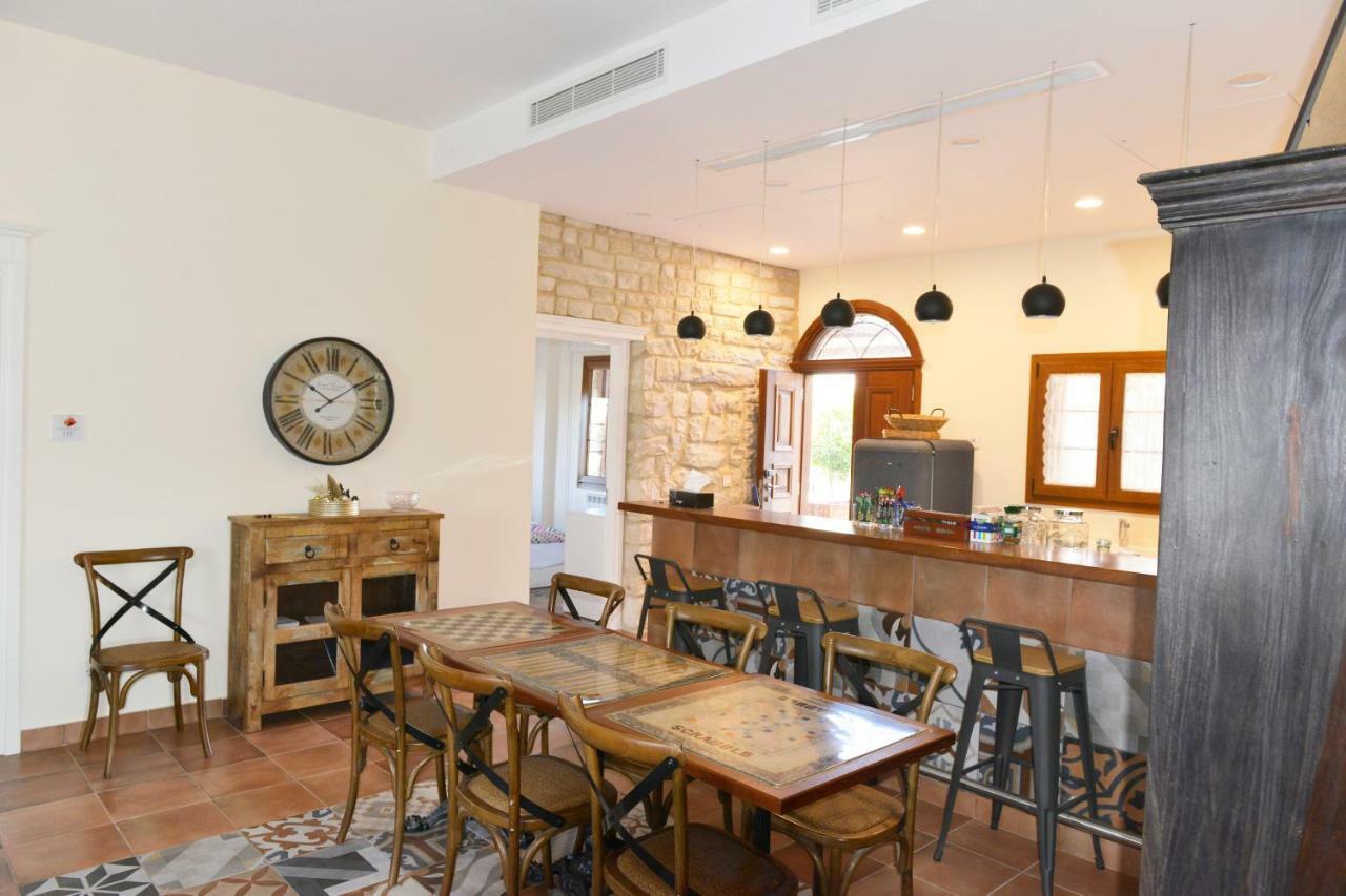 Bed and Breakfast Byout Ghalboun Byblos Exterior foto