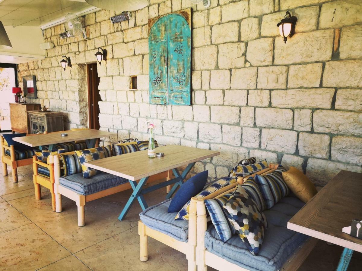 Bed and Breakfast Byout Ghalboun Byblos Exterior foto